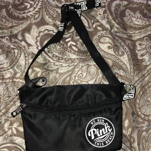 PINk fanny pack, will ship immediately